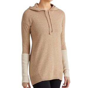 NWOT Athleta Nopa Wool Hoodie Pullover Sweater Tan Cream Size L